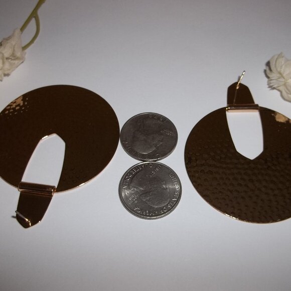 Gold Statement Earrings Circle Hammered Metal Oversized Extra Large Big Set C675 - Picture 4 of 4